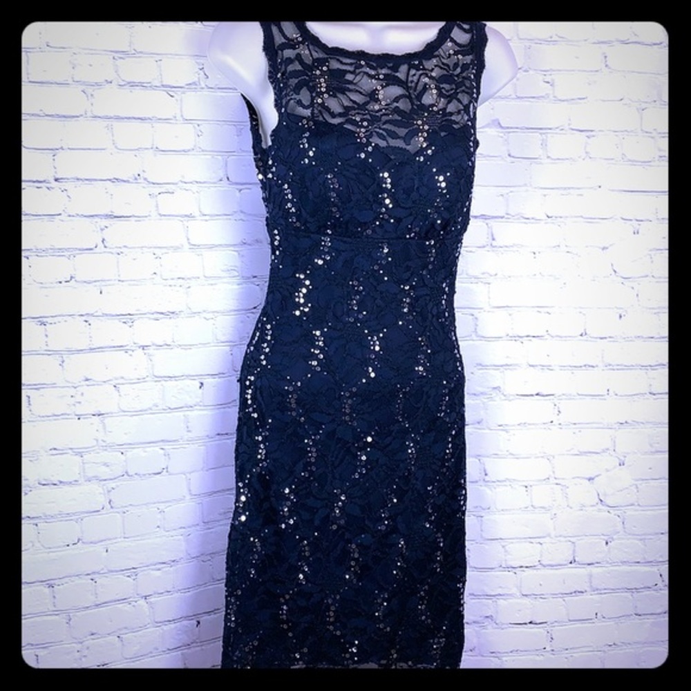 ✨Navy Lace & Silver sequin Open back Dress stretch